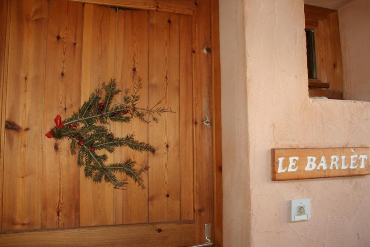 Le Barlet23 Pers Hameau Des Chazals Nevache Hautes Alpes Exterior foto