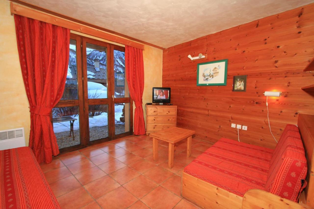 Le Barlet23 Pers Hameau Des Chazals Nevache Hautes Alpes Exterior foto